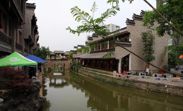 男生说我以为你给我买了条秋裤怎么回答？